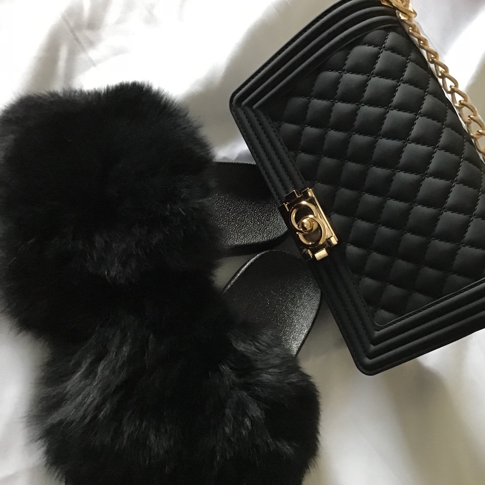 Black Real Fur Slides 7.5US